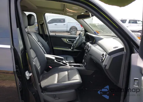 2015 Mercedes-Benz Glk 350 z USA, uszkodzony, nr VIN WDCGG5HB4FG434848